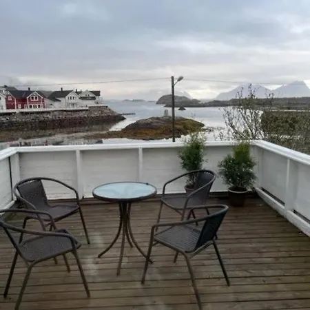 Lofoten, Sjarmerende Leilighet I Havkanten. *